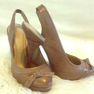 Tan sling back heels